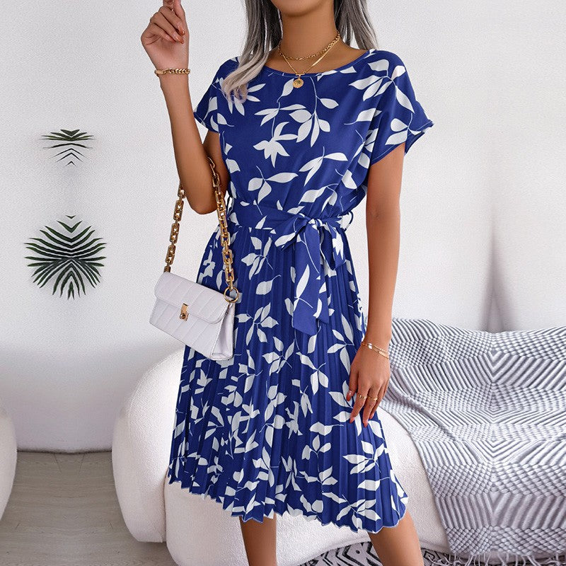 Women's short sleeve pleated long dress, high waist, chic, floral design, fashion, spring and summer Women's short sleeve pleated long dress, high waist, chic, floral design, fashion, spring and summer