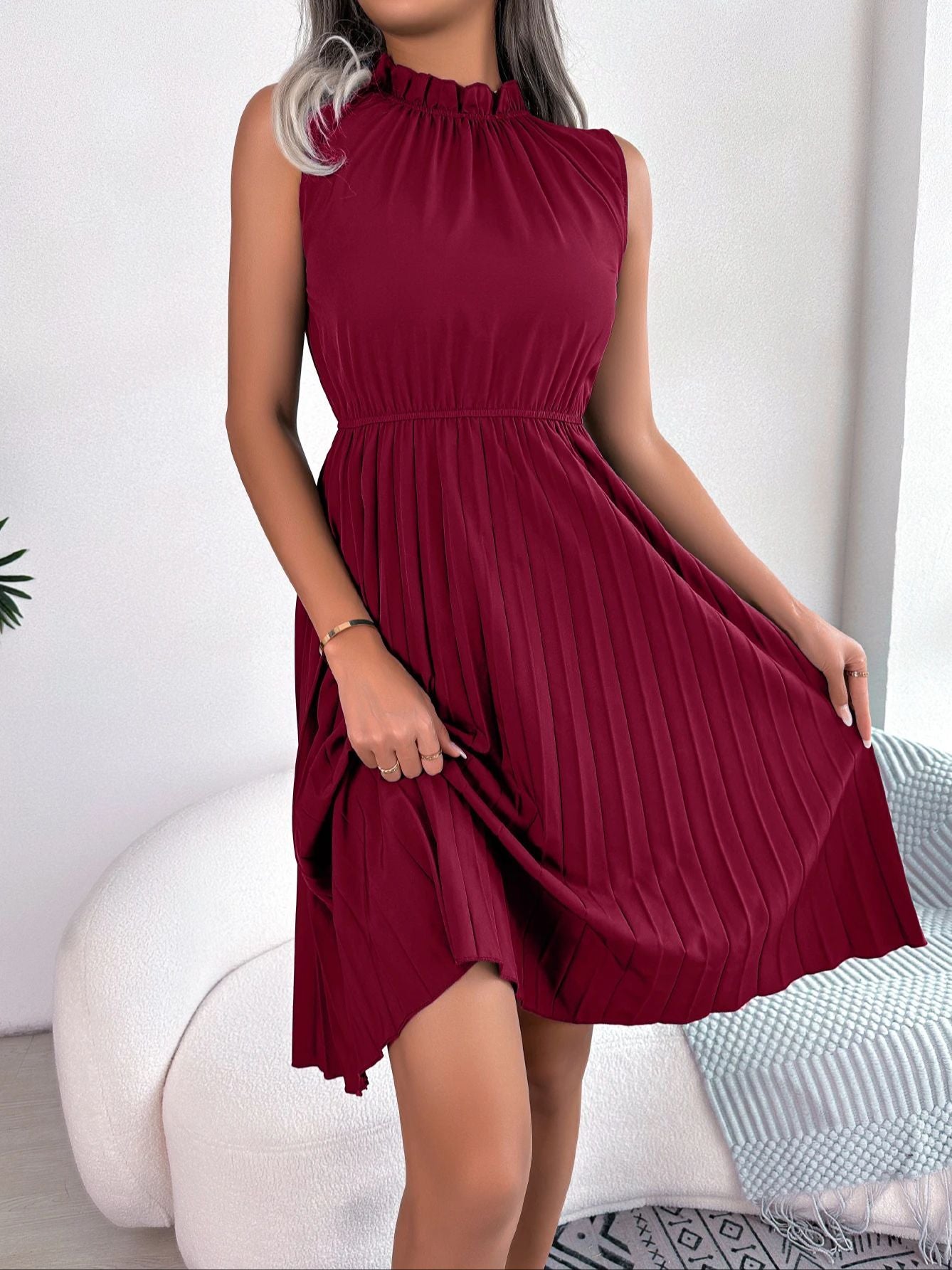 Women summer casual ruffles sleeveless pleated knee-length dress solid dresses Women summer casual ruffles sleeveless pleated knee-length dress solid dresses