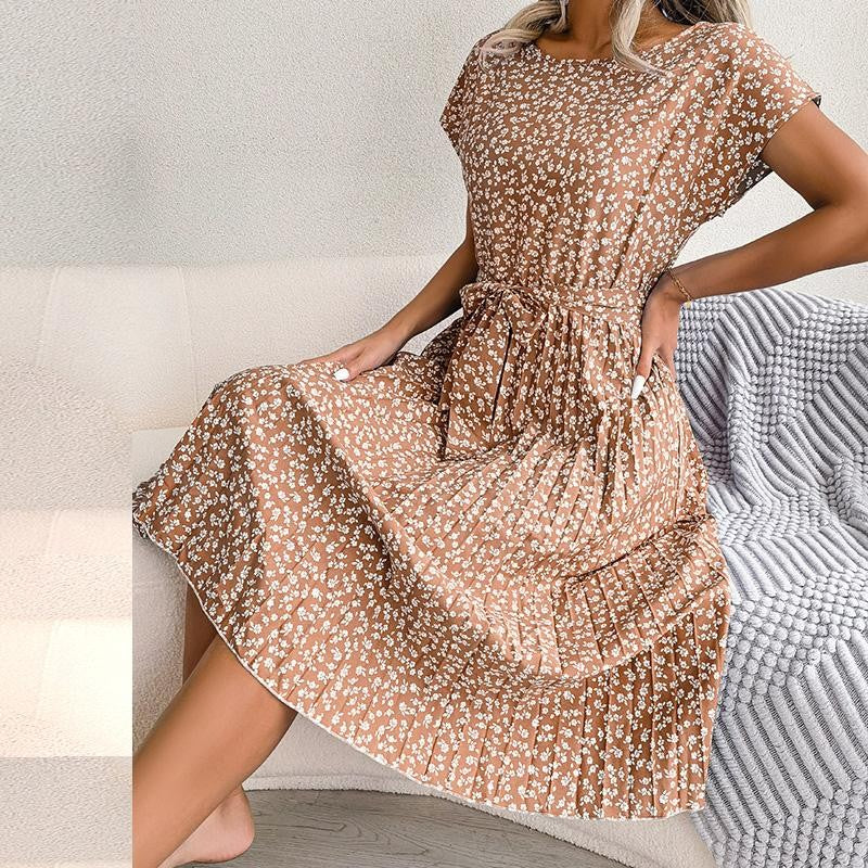 Women's short sleeve pleated long dress, high waist, chic, floral design, fashion, spring and summer Women's short sleeve pleated long dress, high waist, chic, floral design, fashion, spring and summer