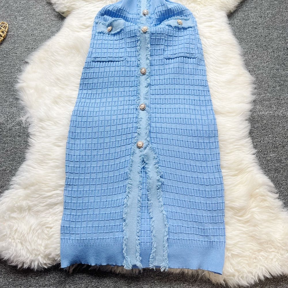 YuooMuoo Chic Fashion Sexy Package Hips Knitted Dress Women V-Neck Single Breasted Bodycon Sweater Dress Office Lady Dresses YuooMuoo Chic Fashion Sexy Package Hips Knitted Dress Women V-Neck Single Breasted Bodycon Sweater Dress Office Lady Dresses