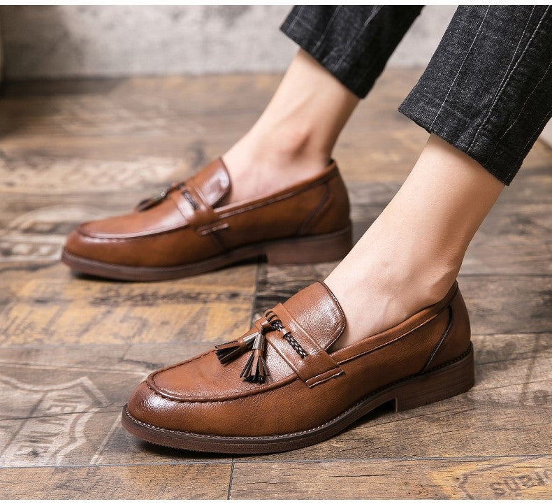 Men's casual pointed toe loafers, fringe shoes,