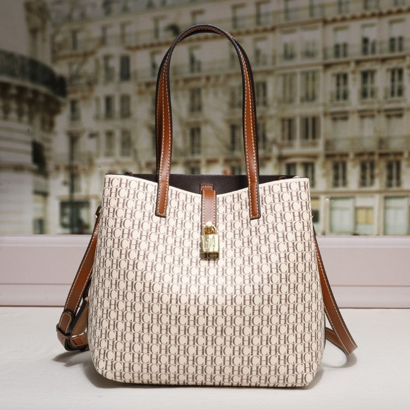 CHCH Women's Letter Print Messenger Bag