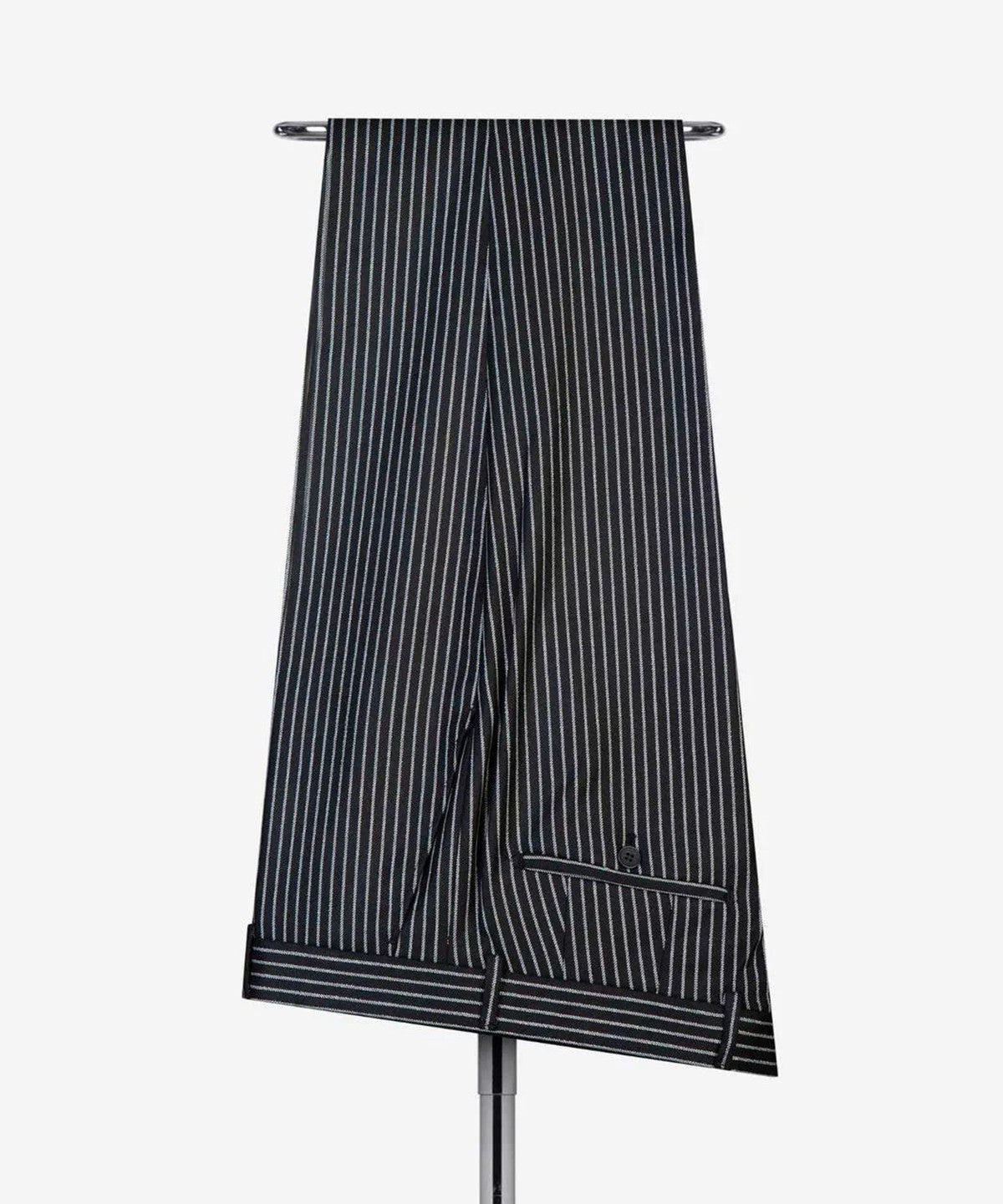 Stripes men's suits 2 pieces peak shiny lapel blazer custom suits formal wedding groom tuxedo party show men's prom suits Stripes men's suits 2 pieces peak shiny lapel blazer custom suits formal wedding groom tuxedo party show men's prom suits