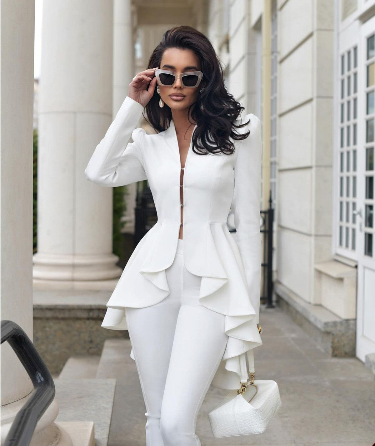 Women's Vintage Pant Suits 2 Pieces Scallop Hem Hi-Lo Blazer and Trousers Custom Made Evening Wedding Party Prom Formal Wear Women's Vintage Pant Suits 2 Pieces Scallop Hem Hi-Lo Blazer and Trousers Custom Made Evening Wedding Party Prom Formal Wear