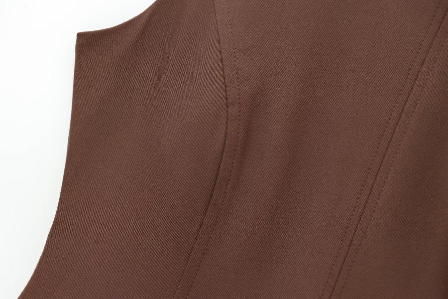 Traf2024 new product 3D cut out mini dress, pleated skirt design, brown sleeveless round neck short dress for womenTraf2024 new product 3D cut out mini dress, pleated skirt design, brown sleeveless round neck short dress for women