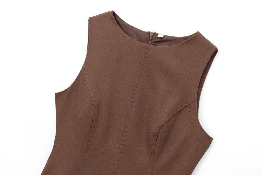 Traf2024 new product 3D cut out mini dress, pleated skirt design, brown sleeveless round neck short dress for womenTraf2024 new product 3D cut out mini dress, pleated skirt design, brown sleeveless round neck short dress for women