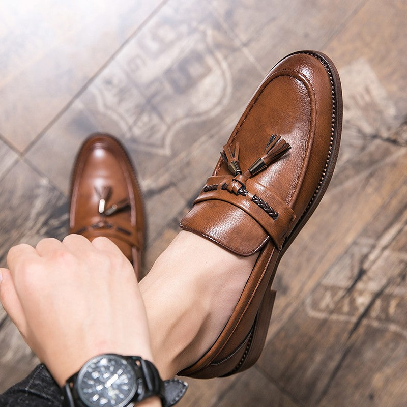 Men's casual pointed toe loafers, fringe shoes,