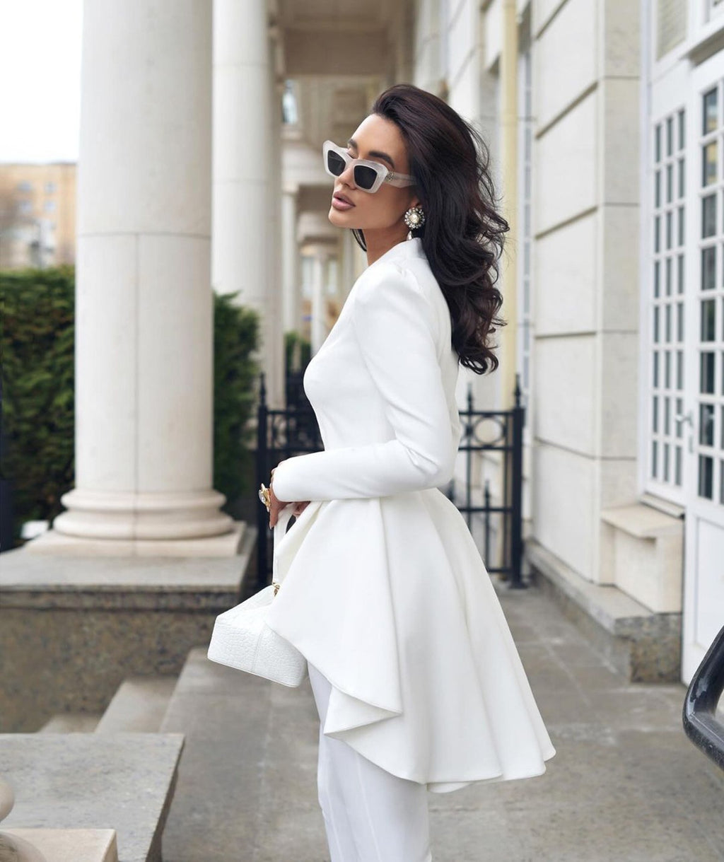 Women's Vintage Pant Suits 2 Pieces Scallop Hem Hi-Lo Blazer and Trousers Custom Made Evening Wedding Party Prom Formal Wear Women's Vintage Pant Suits 2 Pieces Scallop Hem Hi-Lo Blazer and Trousers Custom Made Evening Wedding Party Prom Formal Wear
