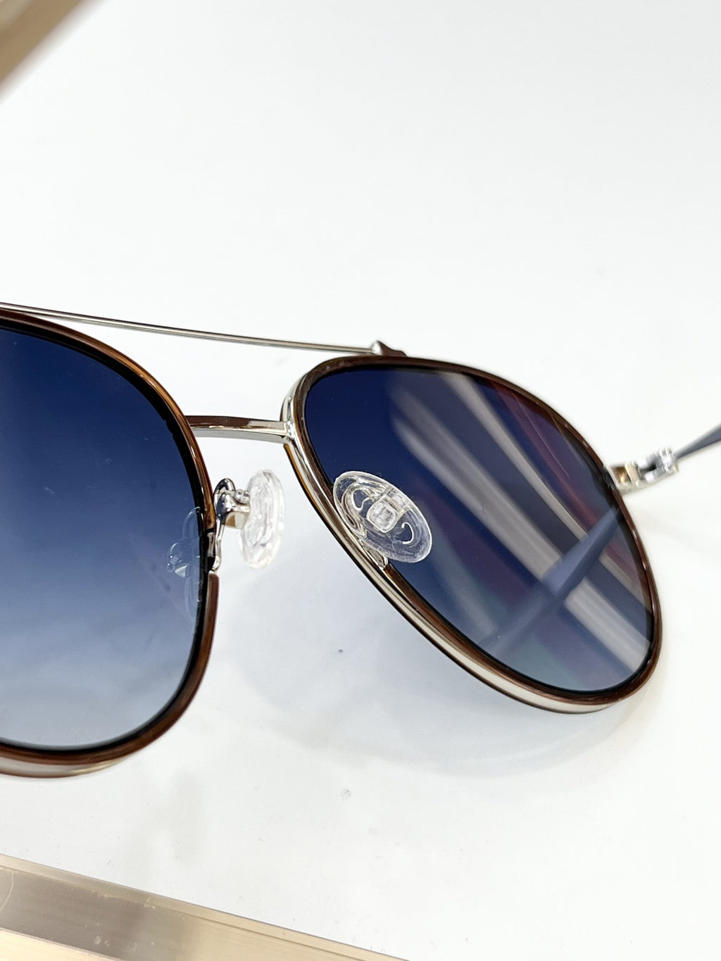EXCLUSUN Oval Fashion Sunglasses