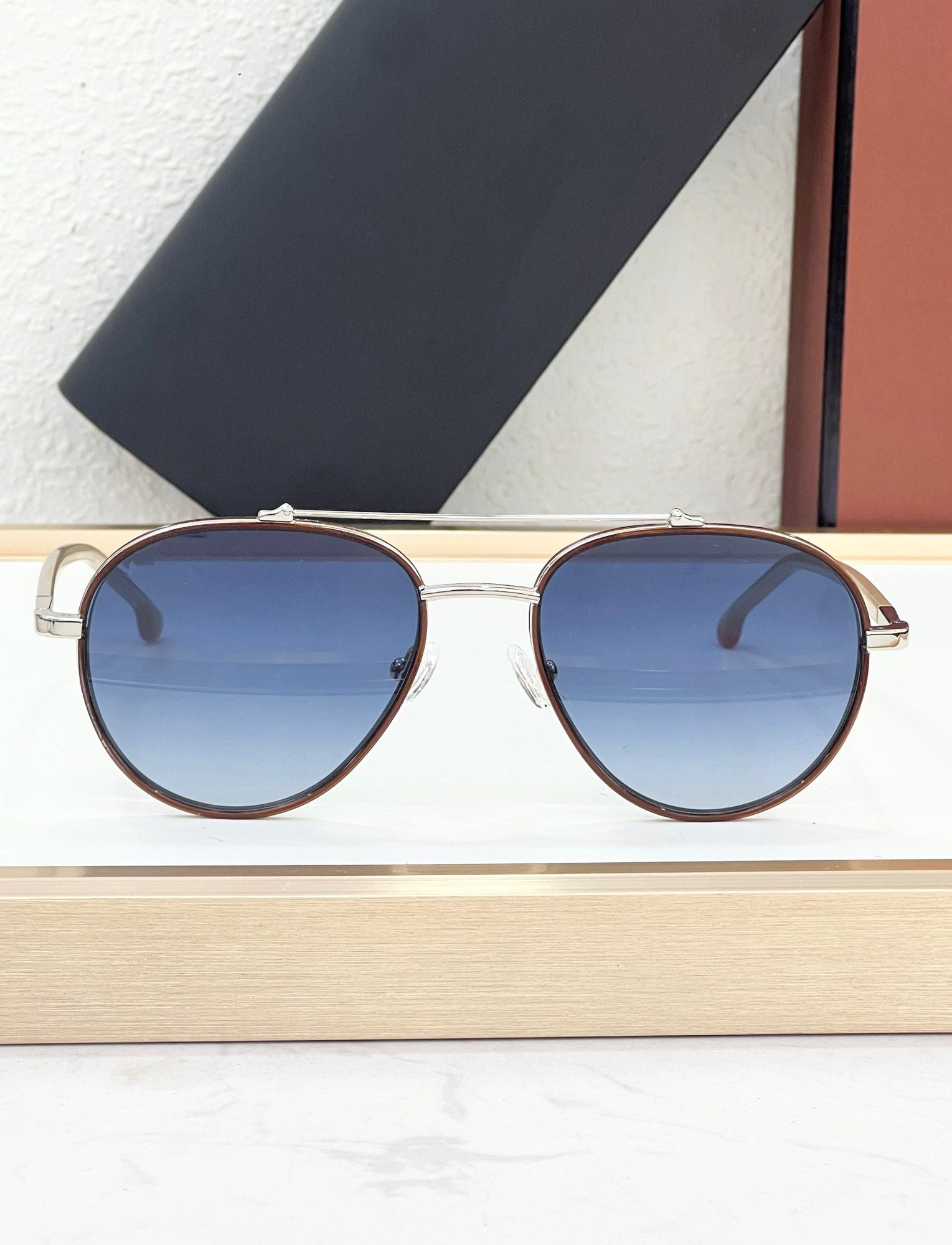 EXCLUSUN Oval Fashion Sunglasses
