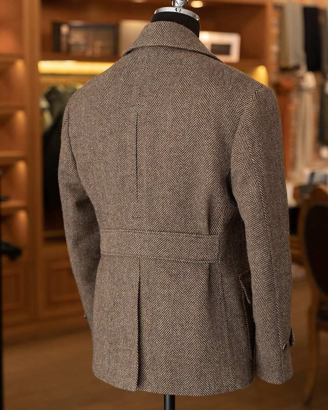 Men's Herringbone Wool Blend Coat Plus Size Double Breasted Thick Trench Coat Formal Outwear Custom Winter Warm JacketMen's Herringbone Wool Blend Coat Plus Size Double Breasted Thick Trench Coat Formal Outwear Custom Winter Warm Jacket