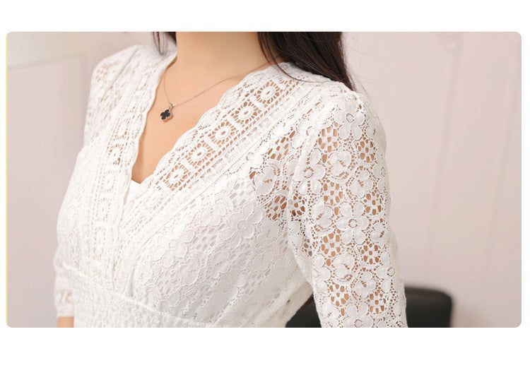 Slim fit women's lace V-neck beach dress holiday fashion trendy floral printed mid-length one-piece skirt Slim fit women's lace V-neck beach dress holiday fashion trendy floral printed mid-length one-piece skirt