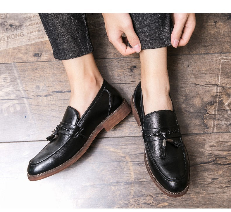 Men's casual pointed toe loafers, fringe shoes,