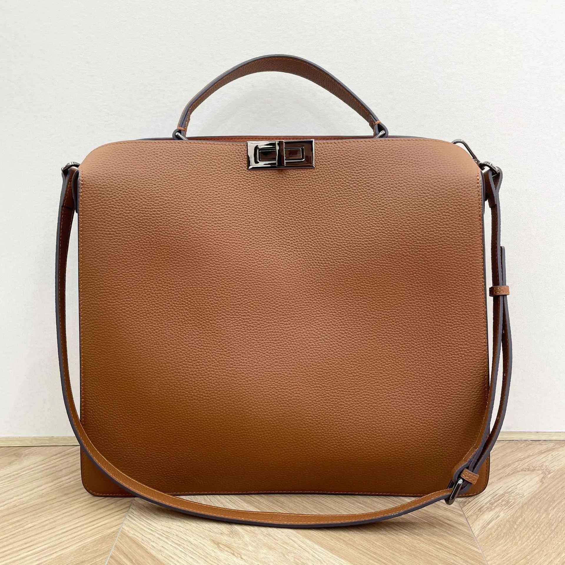 Unisex Minimalist Genuine Leather Crossbody Bag