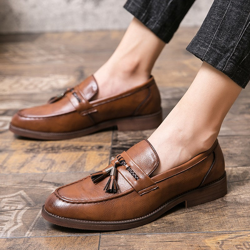 Men's casual pointed toe loafers, fringe shoes,