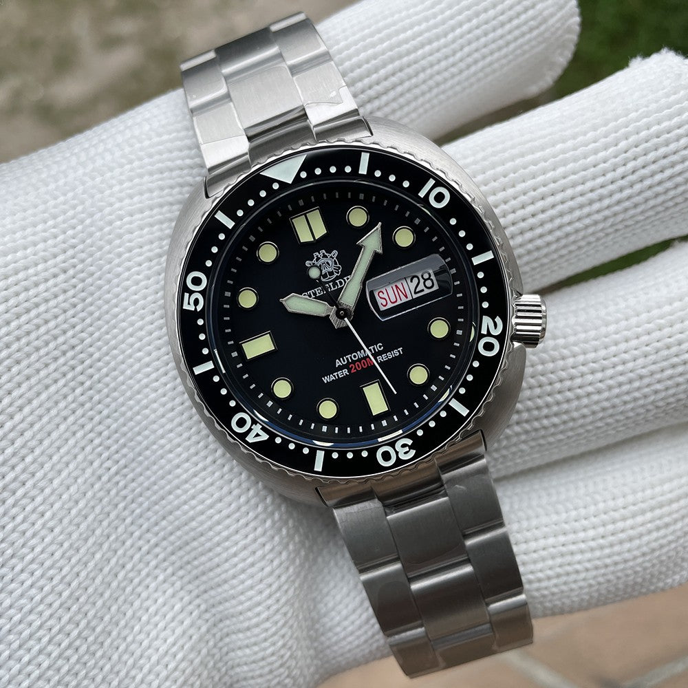 STEELDIVE SD1972 Automatic Diver Watch: NH36 Sapphire Edition