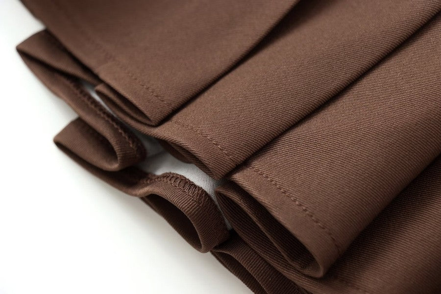 Traf2024 new product 3D cut out mini dress, pleated skirt design, brown sleeveless round neck short dress for womenTraf2024 new product 3D cut out mini dress, pleated skirt design, brown sleeveless round neck short dress for women