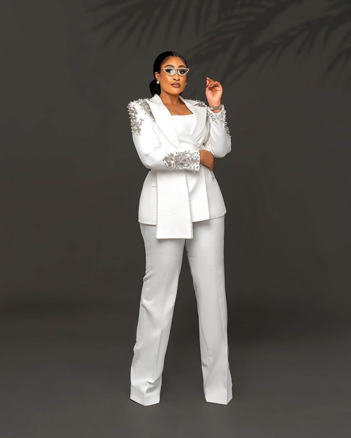 Pearls Beaded Appliques Women's Pant Suits 2 Piece Plus Size Wedding Mother of the Bride Suits Wraps Design Blazer Outfit