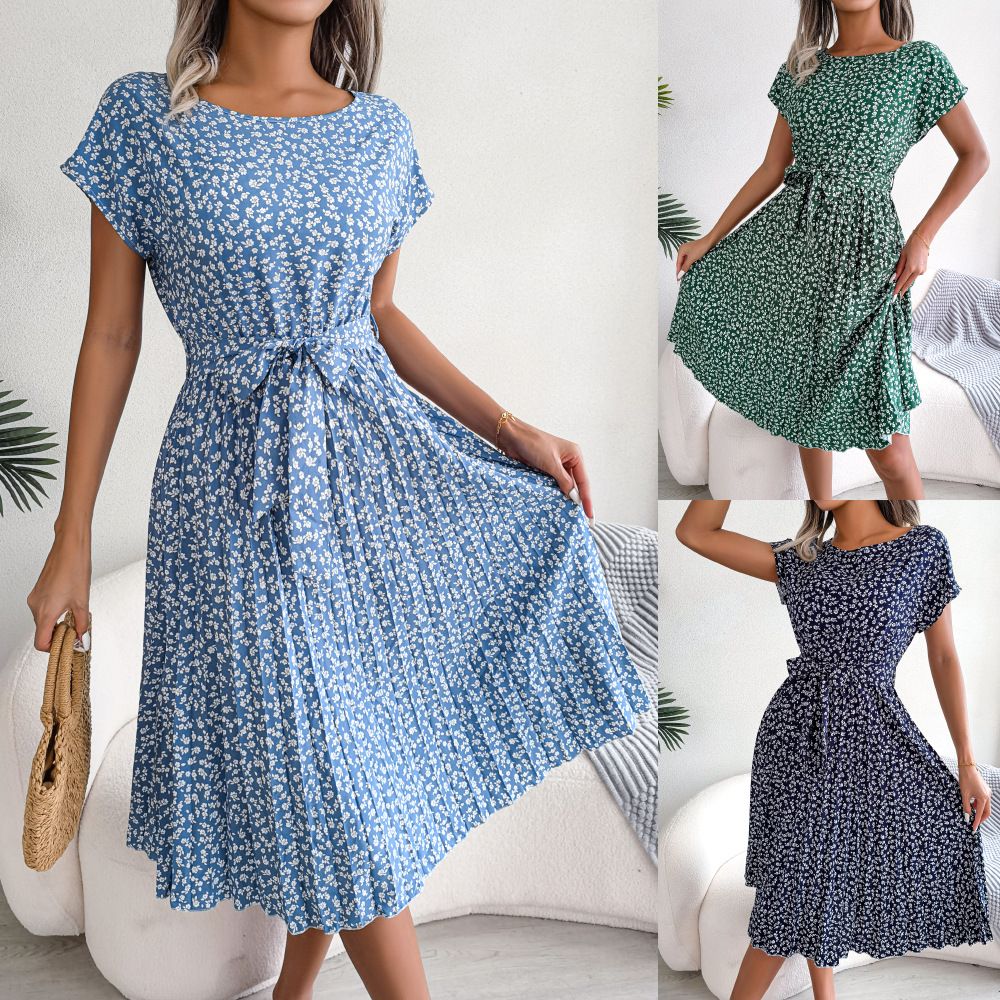 Women's short sleeve pleated long dress, high waist, chic, floral design, fashion, spring and summer Women's short sleeve pleated long dress, high waist, chic, floral design, fashion, spring and summer