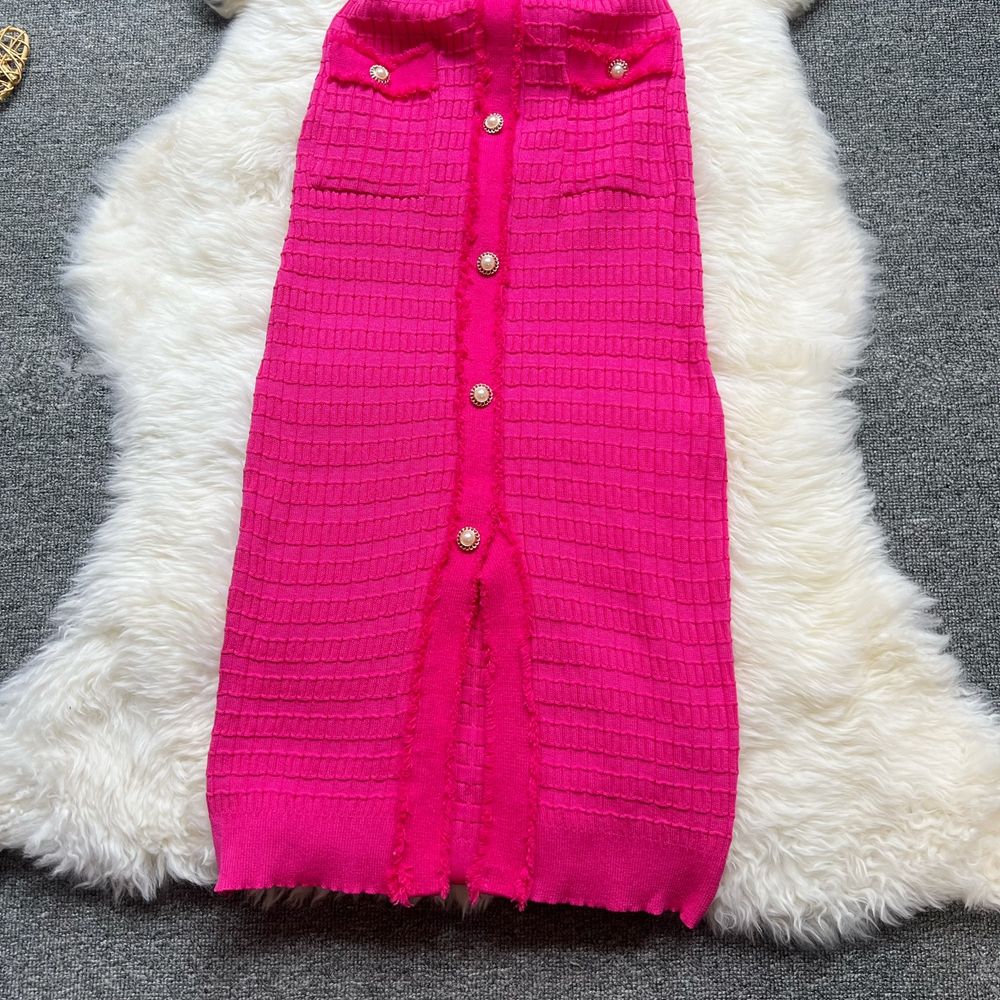 YuooMuoo Chic Fashion Sexy Package Hips Knitted Dress Women V-Neck Single Breasted Bodycon Sweater Dress Office Lady Dresses YuooMuoo Chic Fashion Sexy Package Hips Knitted Dress Women V-Neck Single Breasted Bodycon Sweater Dress Office Lady Dresses