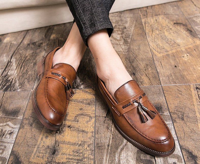 Men's casual pointed toe loafers, fringe shoes,