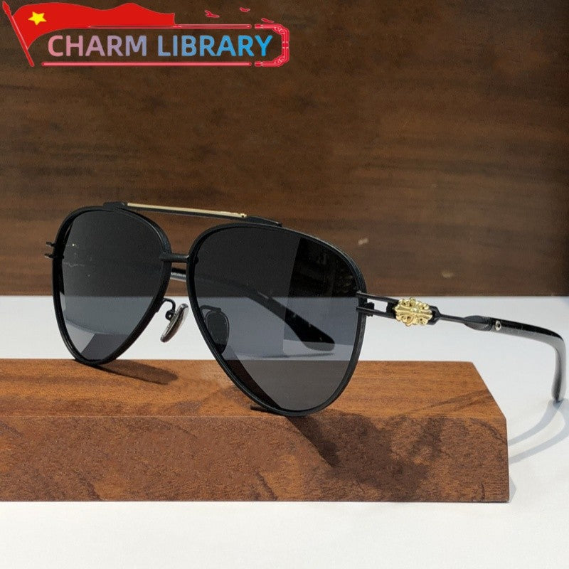CHARM LIBRARY CH8186 Photochromic Pilot Sunglasses for Women