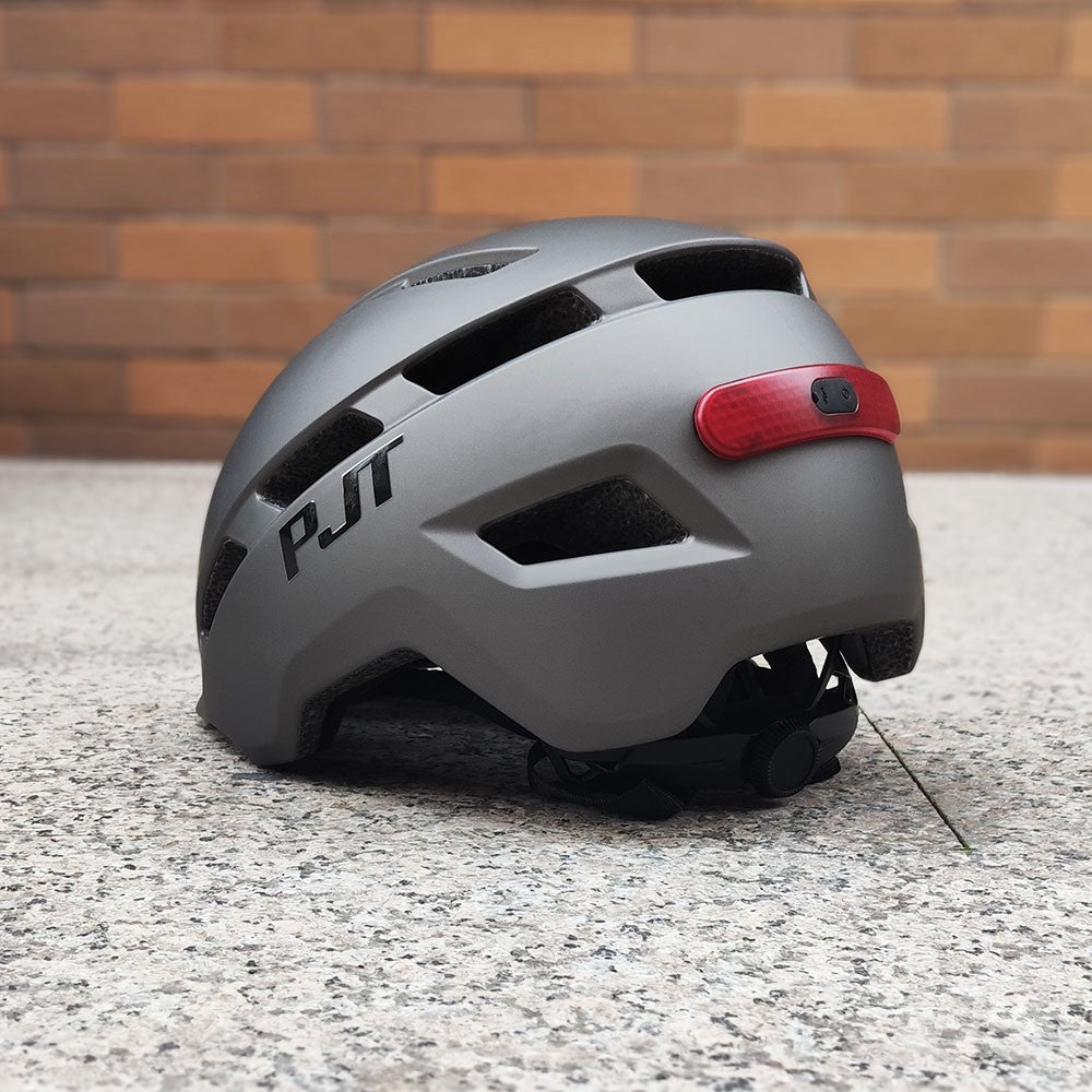 PJT P-6 Cycling Helmet