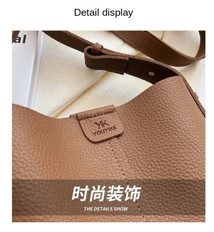 Brilliant Fish Women's Shoulder Bag