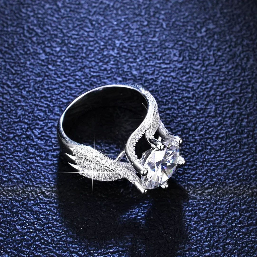 Classic PT950 Platinum Diamond Ring