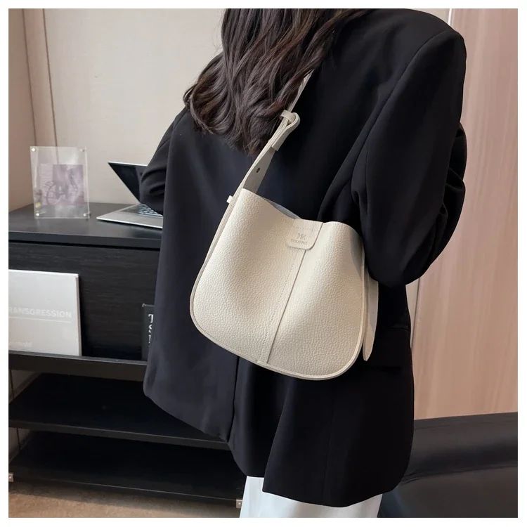 Brilliant Fish Women's Shoulder Bag