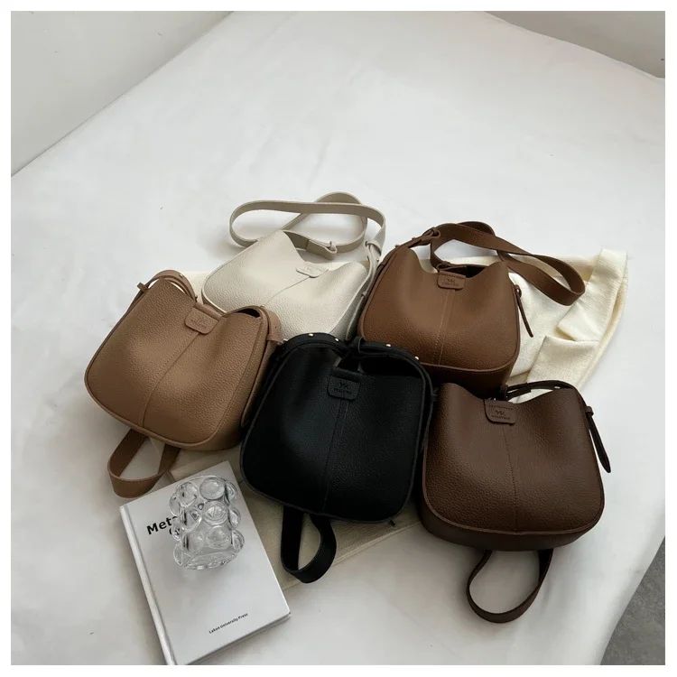Brilliant Fish Women's Shoulder Bag