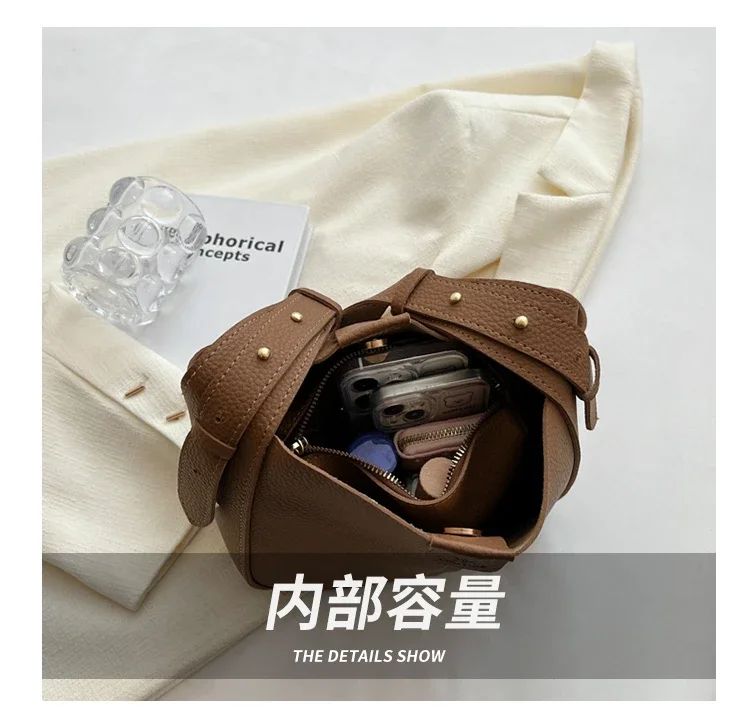 Brilliant Fish Women's Shoulder Bag