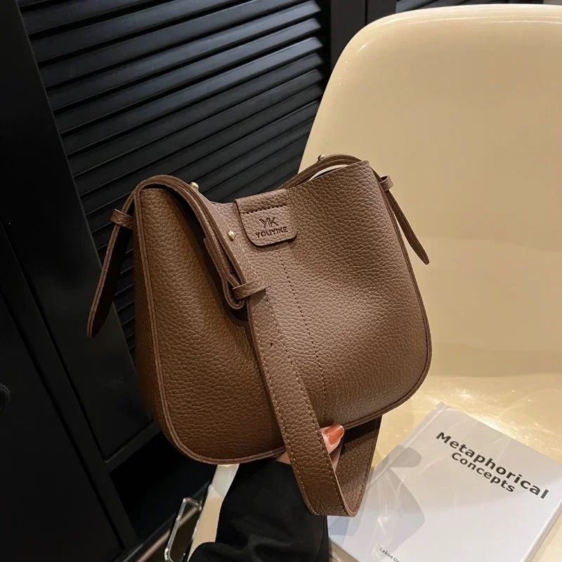 Brilliant Fish Women's Shoulder Bag