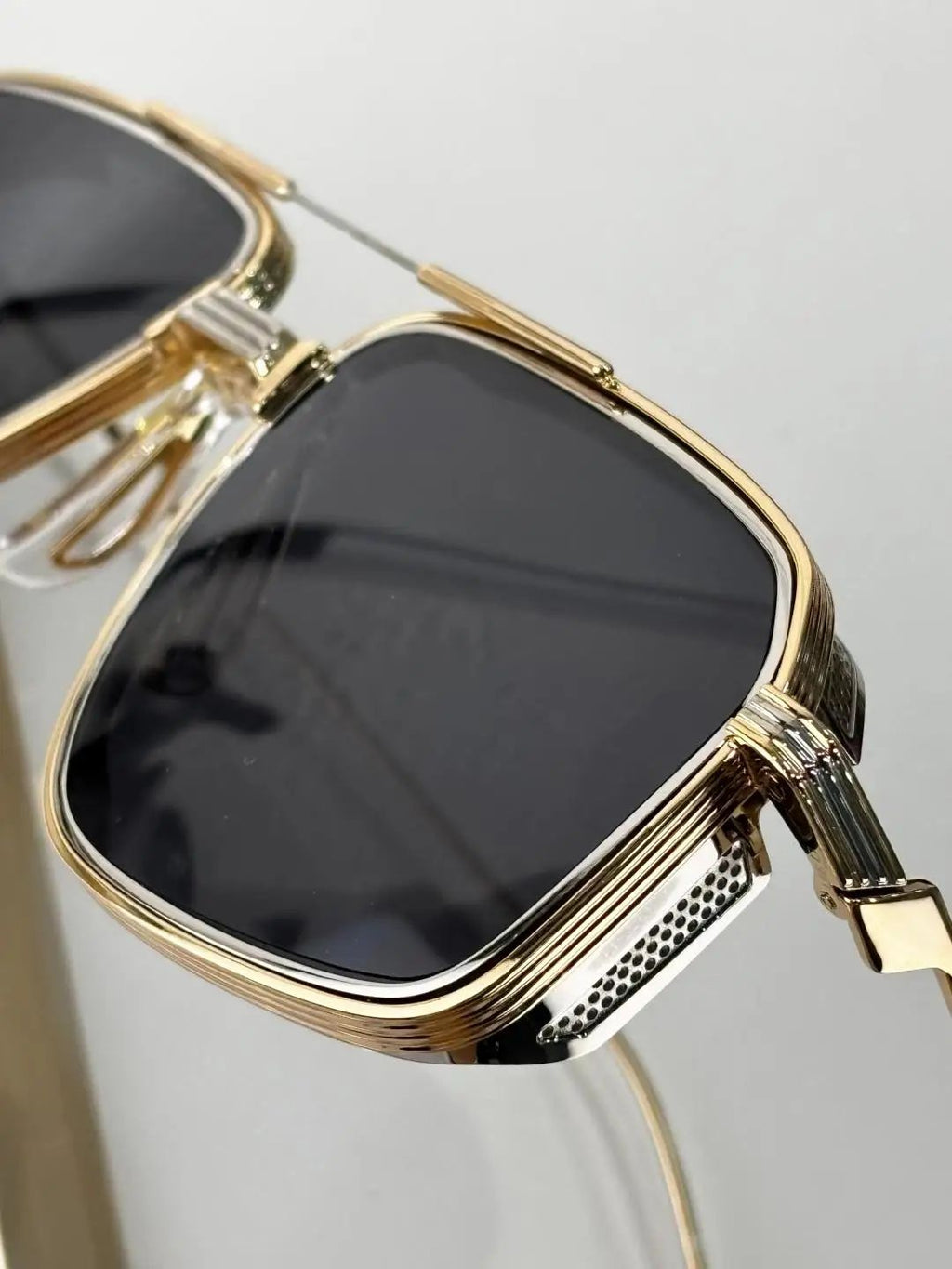 10th Anniversary Series High Quality Sunglasses for Men and Women UV400 Retro Style Fashion Special Design Sunglasses 10th Anniversary Series High Quality Sunglasses for Men and Women UV400 Retro Style Fashion Special Design Sunglasses