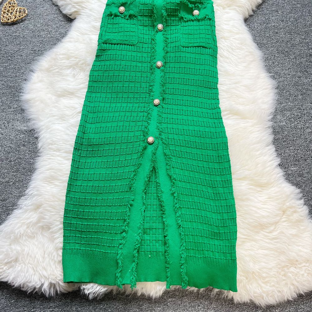 YuooMuoo Chic Fashion Sexy Package Hips Knitted Dress Women V-Neck Single Breasted Bodycon Sweater Dress Office Lady Dresses YuooMuoo Chic Fashion Sexy Package Hips Knitted Dress Women V-Neck Single Breasted Bodycon Sweater Dress Office Lady Dresses