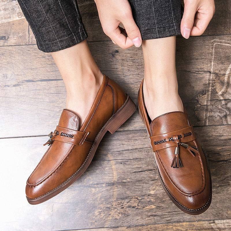 Men's casual pointed toe loafers, fringe shoes,