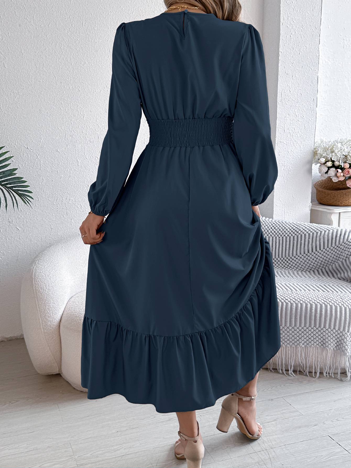 Autumn and winter casual elegant solid color round neck long sleeve cinched waist lotus leaf edge dress women's clothing Autumn and winter casual elegant solid color round neck long sleeve cinched waist lotus leaf edge dress women's clothing