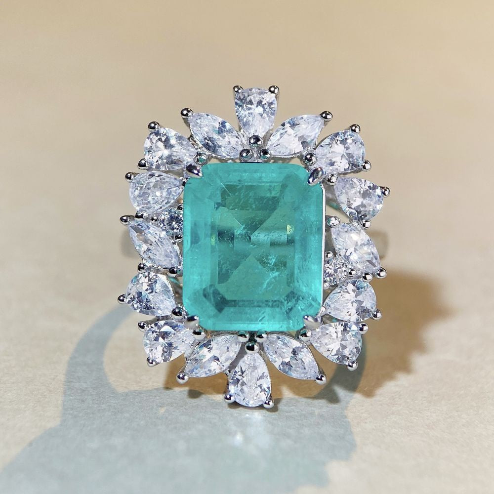 Women's Classic Diamond Ring