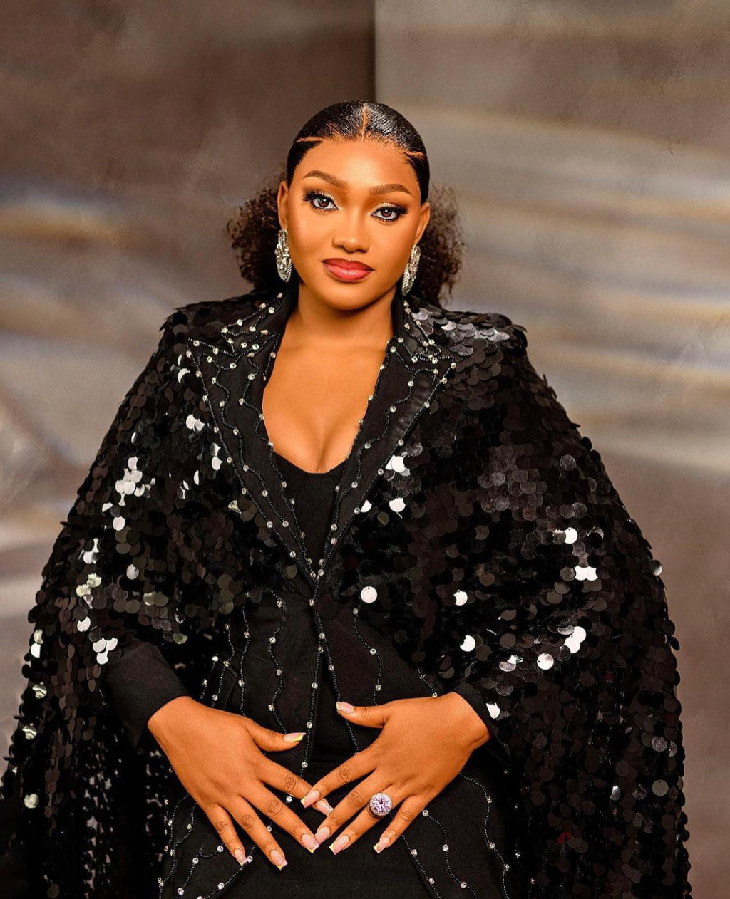 Luxury Women's Blazer with Sequin Cape Plus Size Beaded Blazer Jacket Custom Wedding Guest Formal Wear Evening Party Outfit Luxury Women's Blazer with Sequin Cape Plus Size Beaded Blazer Jacket Custom Wedding Guest Formal Wear Evening Party Outfit