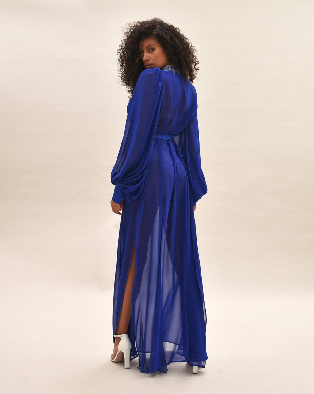 Chiffon Wedding Robes for Women, Lace Bishop Sleeves, Wedding Gown Dresses, Custom Satin Robes Plus Size Chiffon Wedding Robes for Women, Lace Bishop Sleeves, Wedding Gown Dresses, Custom Satin Robes Plus Size