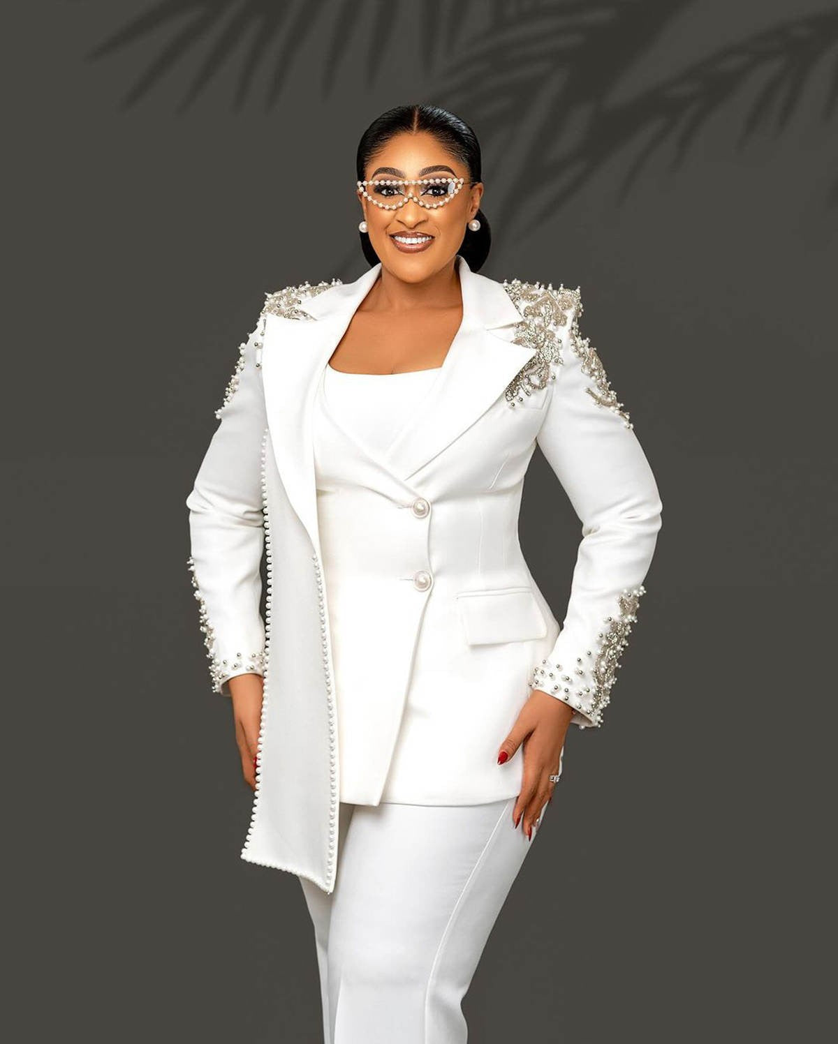 Pearls Beaded Appliques Women's Pant Suits 2 Piece Plus Size Wedding Mother of the Bride Suits Wraps Design Blazer Outfit
