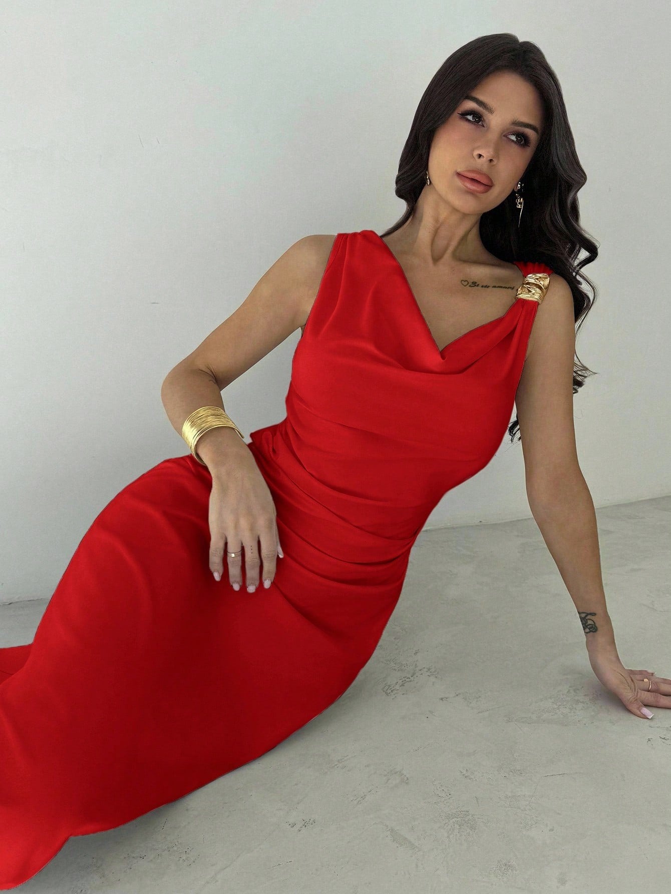 Elegant sleeveless slimming dress 2025 new style women's summer slimming, elegant and large dress Elegant sleeveless slimming dress 2025 new style women's summer slimming, elegant and large dress