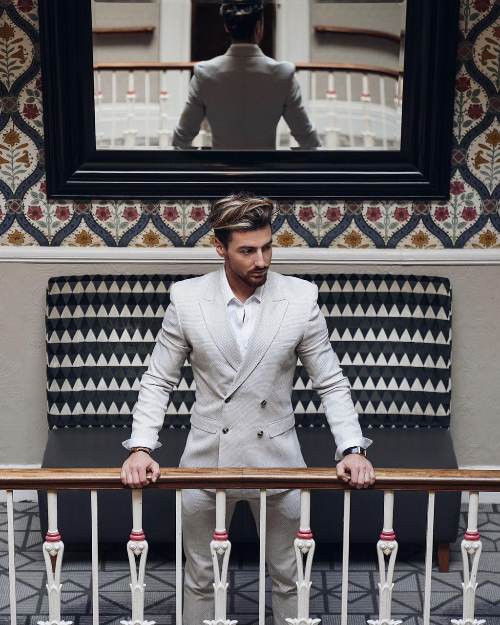 Men's Formal Suits 2 Piece Plus Size Double Breasted Suits Custom Blazer Groom Tuxedo Show Party Suits Men's Attire Men's Formal Suits 2 Piece Plus Size Double Breasted Suits Custom Blazer Groom Tuxedo Show Party Suits Men's Attire