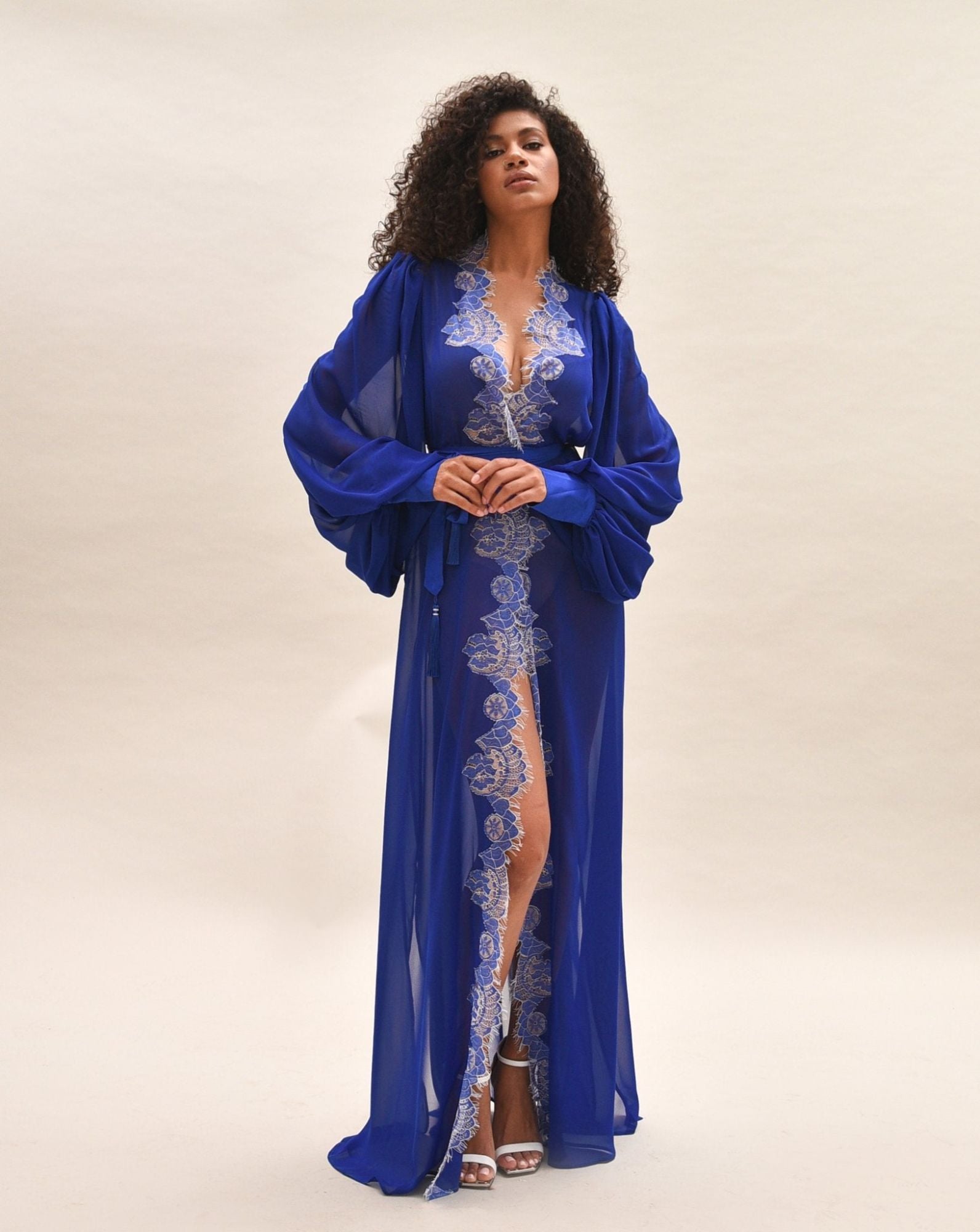 Chiffon Wedding Robes for Women, Lace Bishop Sleeves, Wedding Gown Dresses, Custom Satin Robes Plus Size Chiffon Wedding Robes for Women, Lace Bishop Sleeves, Wedding Gown Dresses, Custom Satin Robes Plus Size