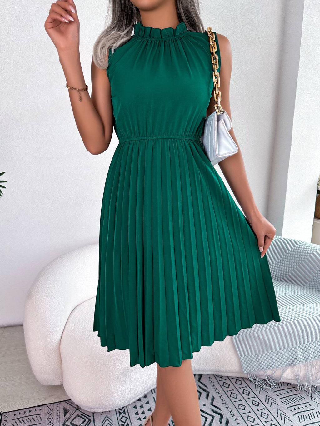 Women summer casual ruffles sleeveless pleated knee-length dress solid dresses Women summer casual ruffles sleeveless pleated knee-length dress solid dresses