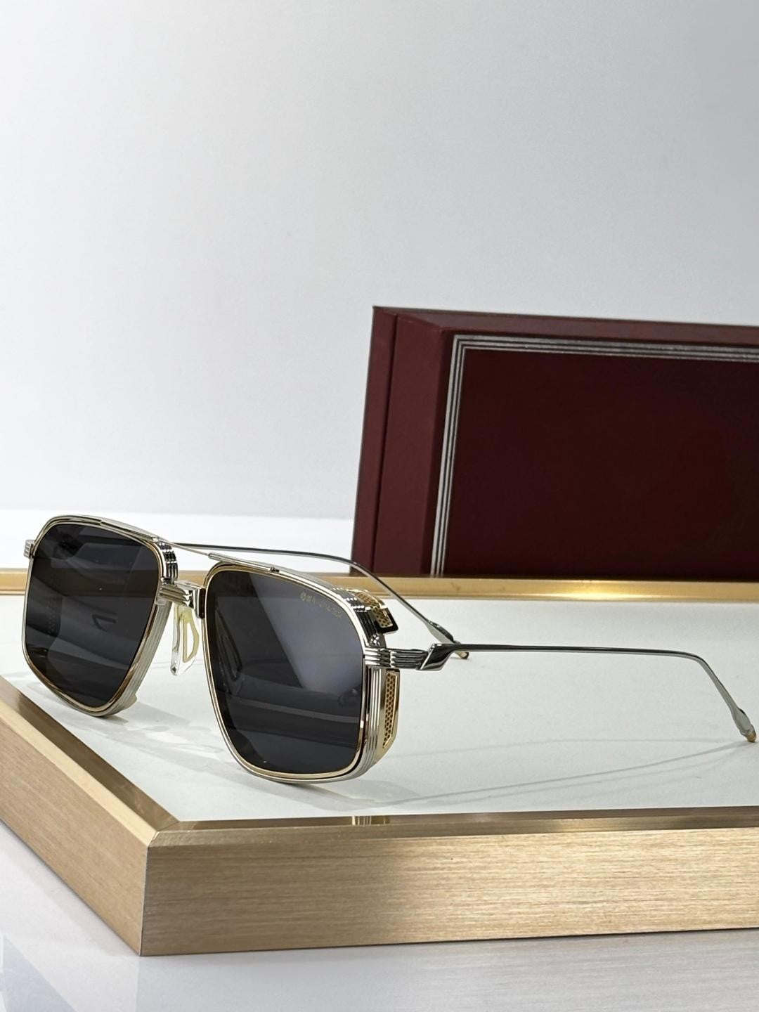 10th Anniversary Series High Quality Sunglasses for Men and Women UV400 Retro Style Fashion Special Design Sunglasses 10th Anniversary Series High Quality Sunglasses for Men and Women UV400 Retro Style Fashion Special Design Sunglasses