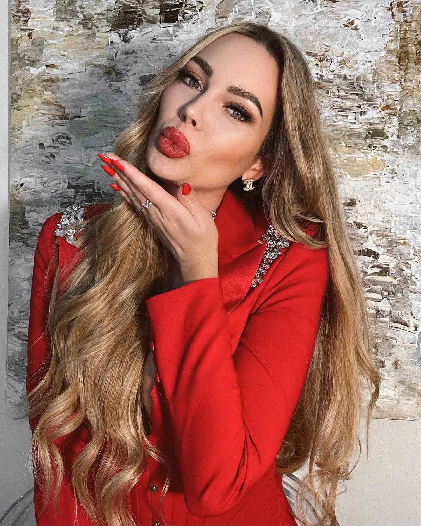 Sexy Women Pant Suits 2 Pcs Slim Fit Crystal Tunic Blazer Suits Custom Wedding Guest Formal Wear Evening Party Outfit