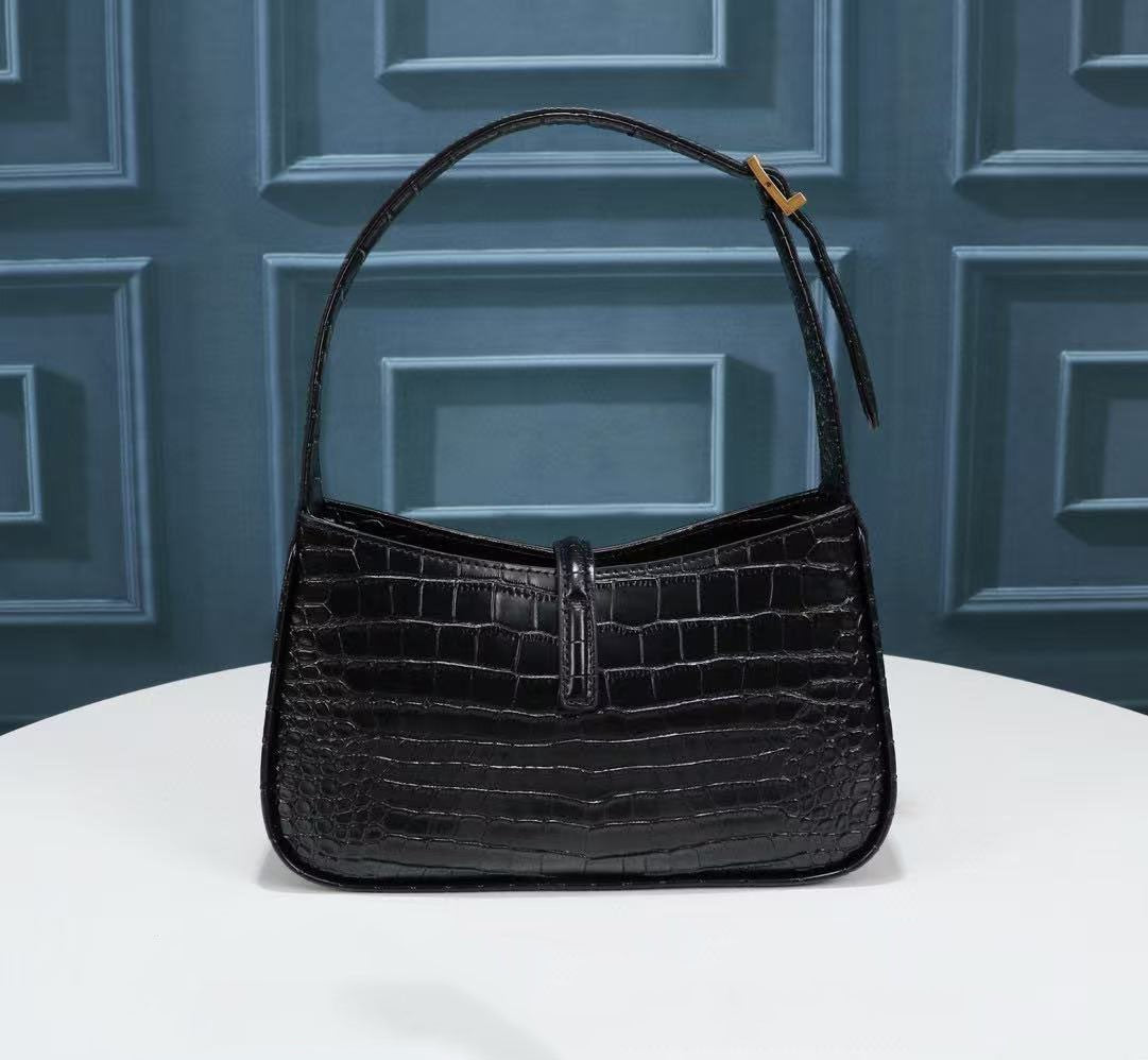 Bei Fei Qi Genuine Leather Shoulder Bag