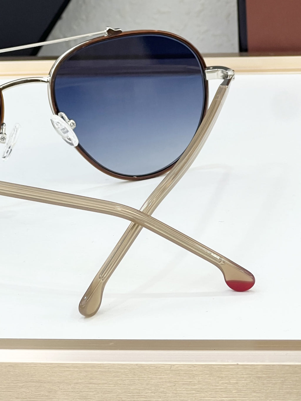 EXCLUSUN Oval Fashion Sunglasses