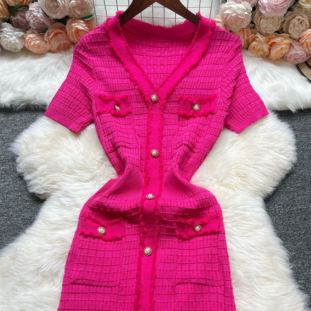 YuooMuoo Chic Fashion Sexy Package Hips Knitted Dress Women V-Neck Single Breasted Bodycon Sweater Dress Office Lady Dresses YuooMuoo Chic Fashion Sexy Package Hips Knitted Dress Women V-Neck Single Breasted Bodycon Sweater Dress Office Lady Dresses
